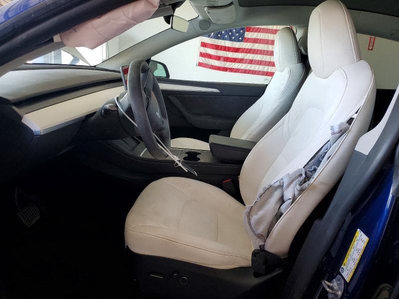 2025 TESLA MODEL Y 7
