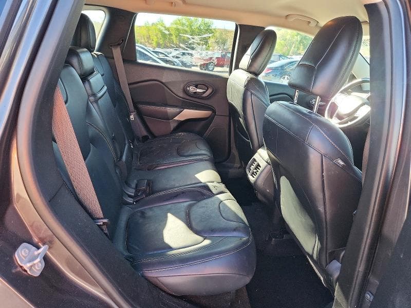 2017 JEEP CHEROKEE LATITUDE 11