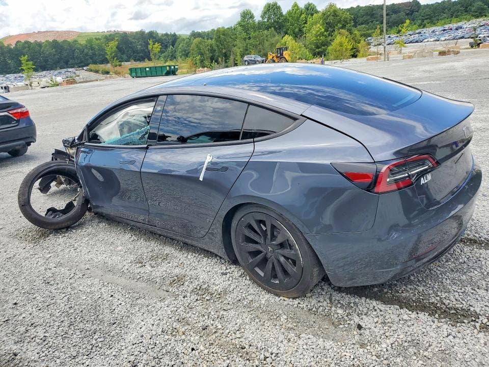 2023 TESLA MODEL 3 2