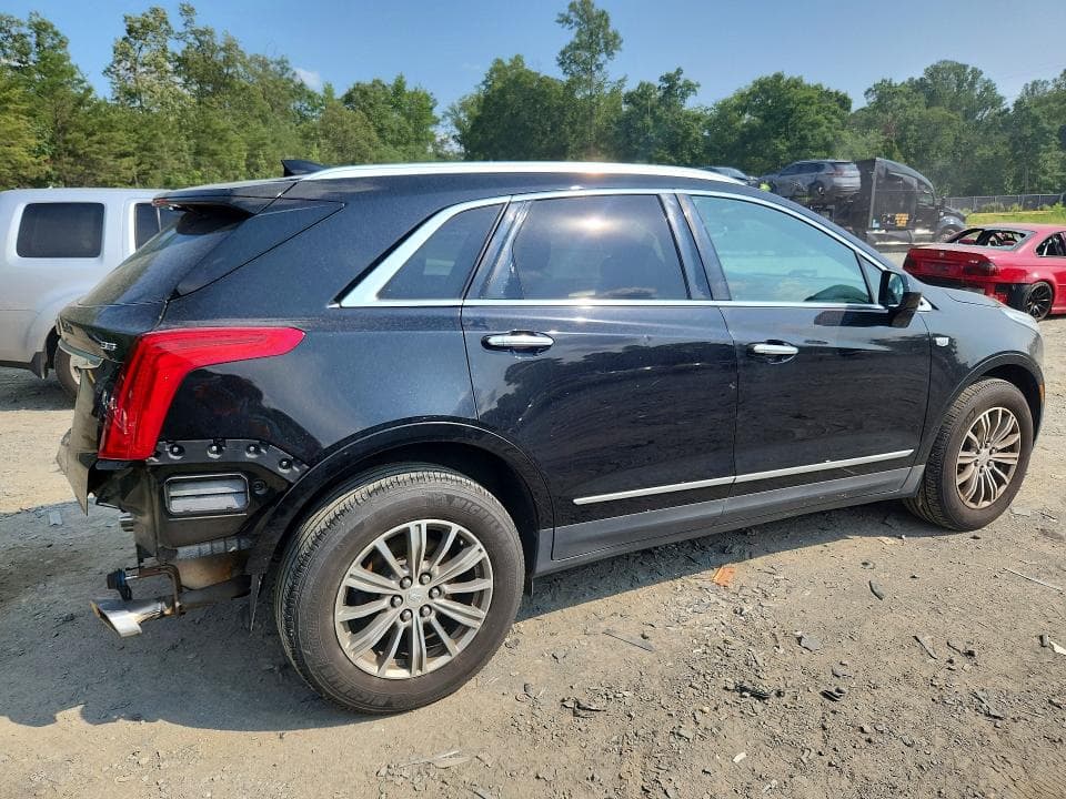 2017 CADILLAC XT5 LUXURY 3