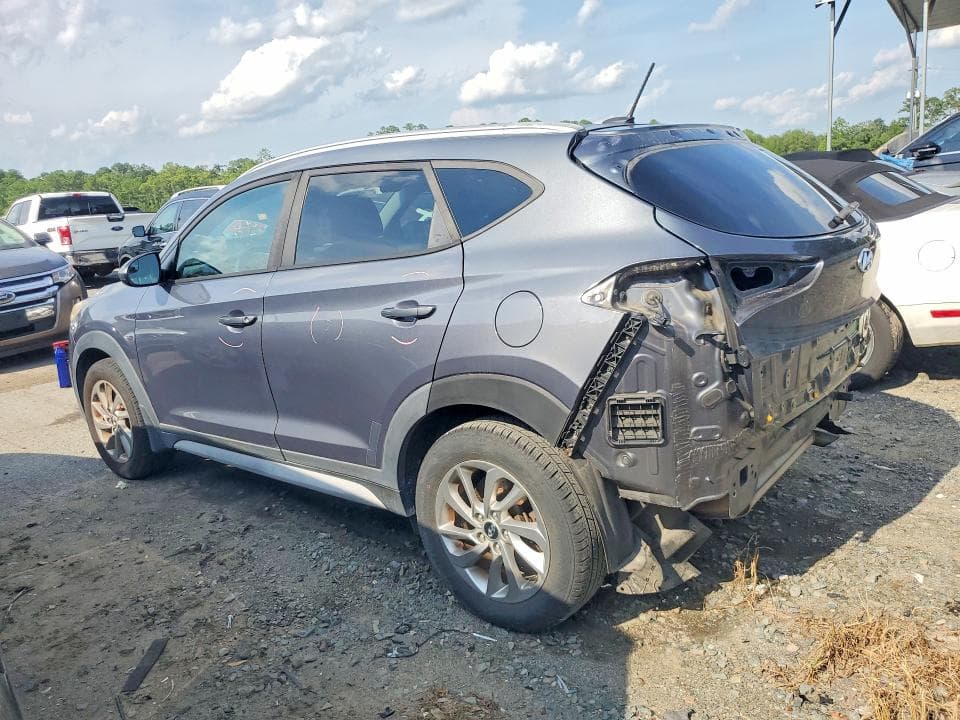2017 HYUNDAI TUCSON SE 2