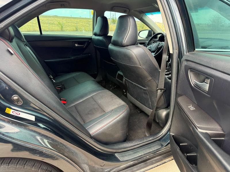 2017 TOYOTA CAMRY LE 6