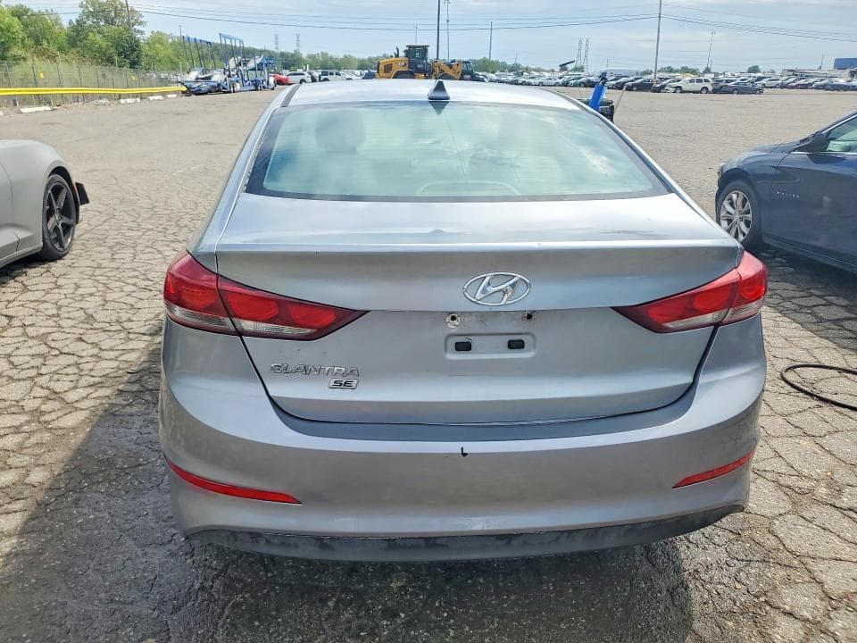 2017 HYUNDAI ELANTRA SE 6