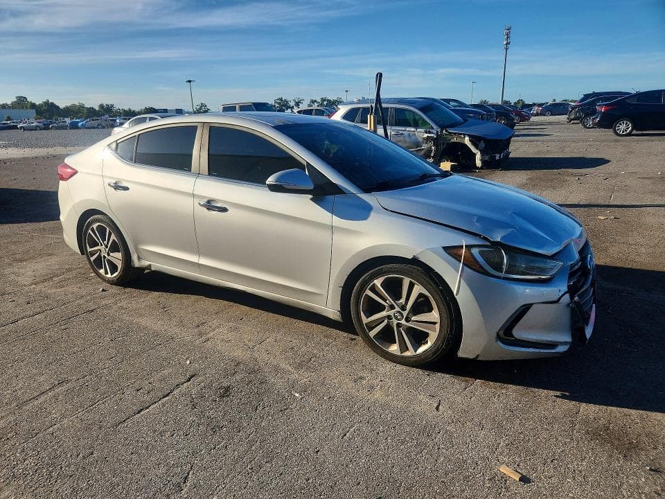 2017 HYUNDAI ELANTRA LIMITED 4