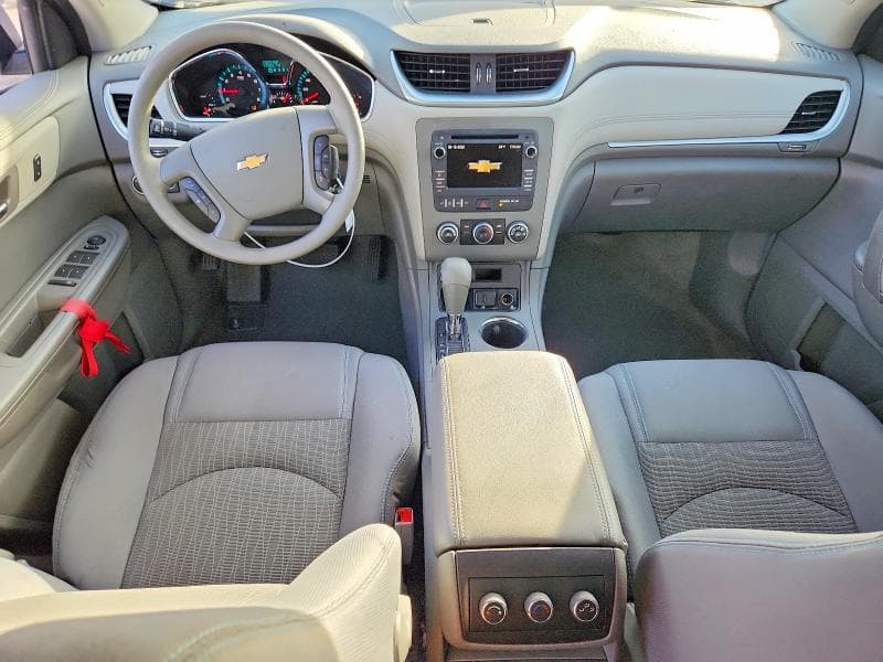 2017 CHEVROLET TRAVERSE LS 8