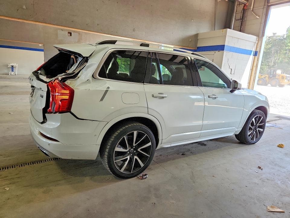 2018 VOLVO XC90 T6 3