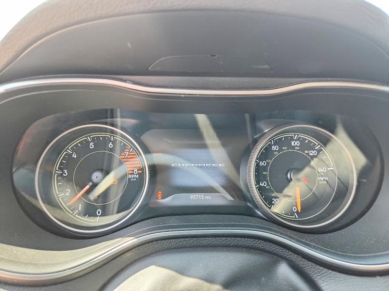2019 JEEP CHEROKEE LIMITED 9