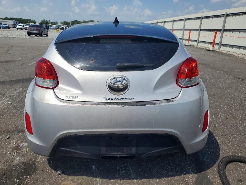 2017 HYUNDAI VELOSTER VALUE EDITION 6