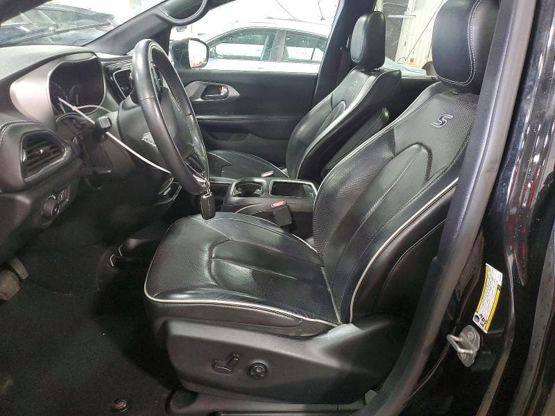 2019 CHRYSLER PACIFICA LIMITED 7