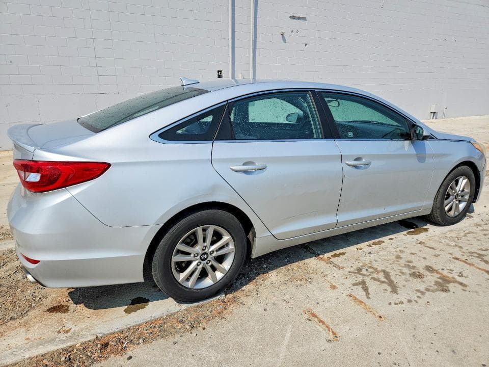2017 HYUNDAI SONATA SE 3