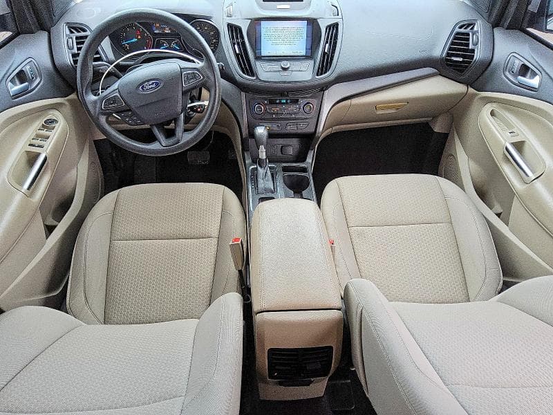 2017 FORD ESCAPE SE 8