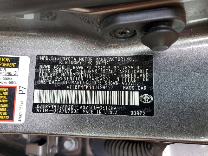 2017 TOYOTA CAMRY SE 12