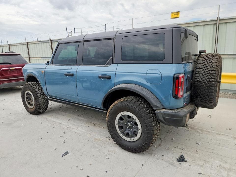 2023 FORD BRONCO BASE 2