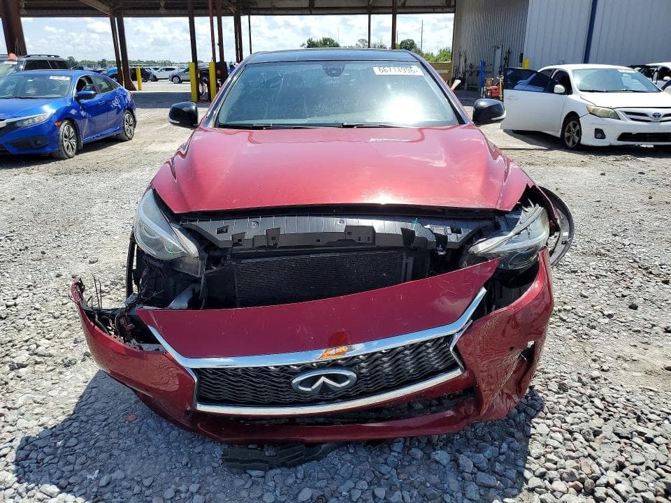 2018 INFINITI QX30 SPORT 5