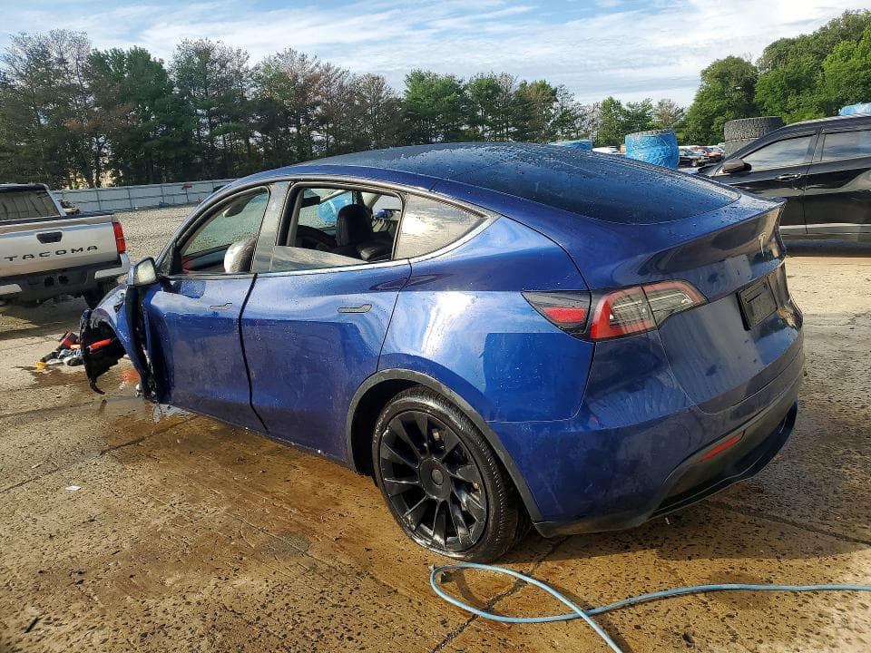 2023 TESLA MODEL Y 2