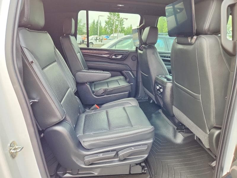 2021 GMC YUKON XL DENALI 10