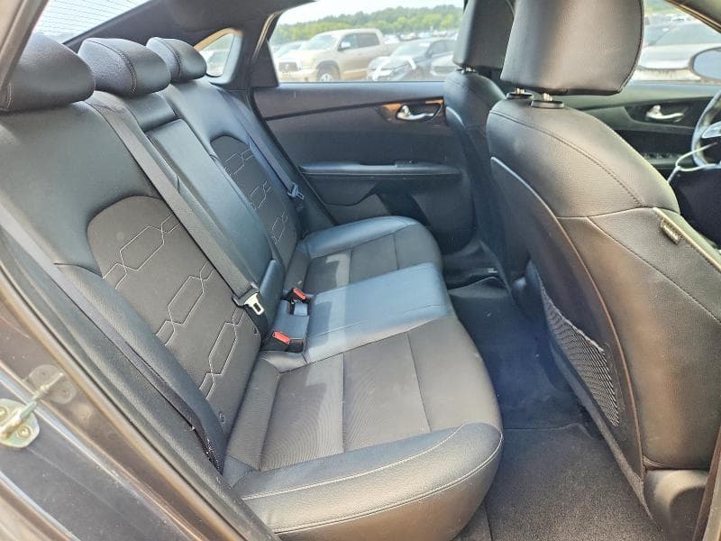 2021 KIA FORTE GT LINE 10
