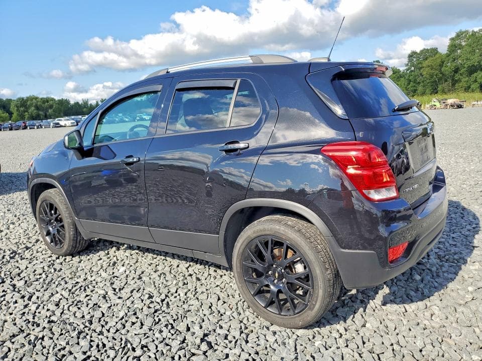2022 CHEVROLET TRAX 1LT 2