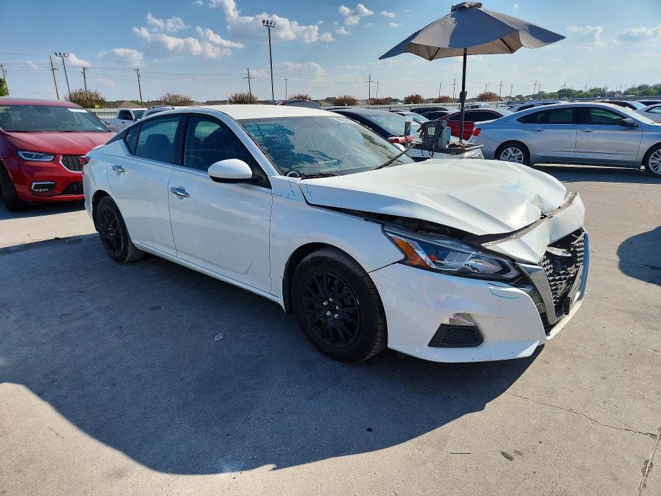 2019 NISSAN ALTIMA S 4
