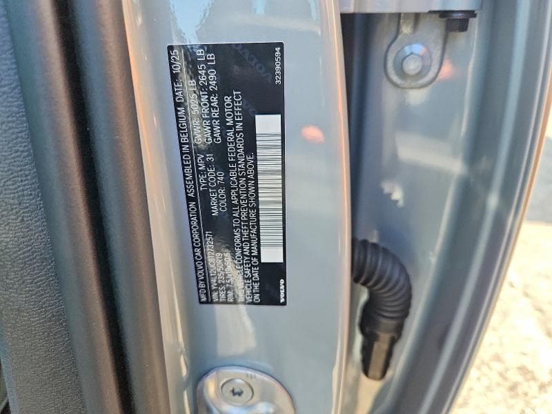 2026 VOLVO XC40 PLUS 13