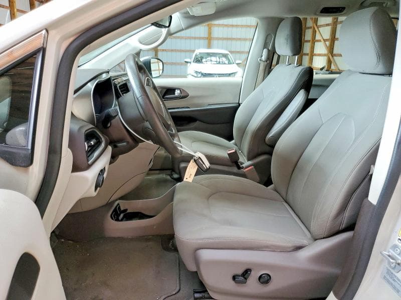 2017 CHRYSLER PACIFICA TOURING 7