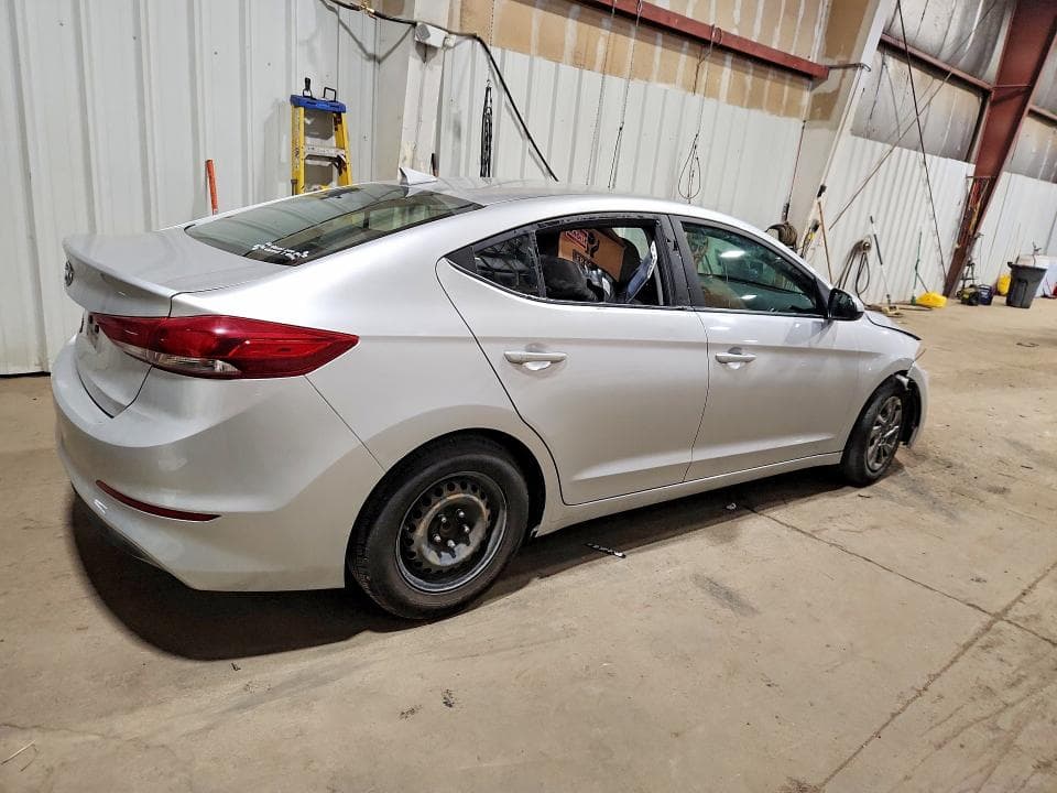 2017 HYUNDAI ELANTRA SE 3