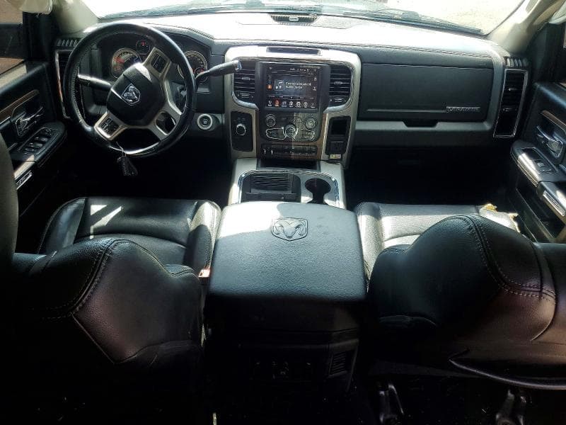 2017 RAM 3500 LARAMIE 8
