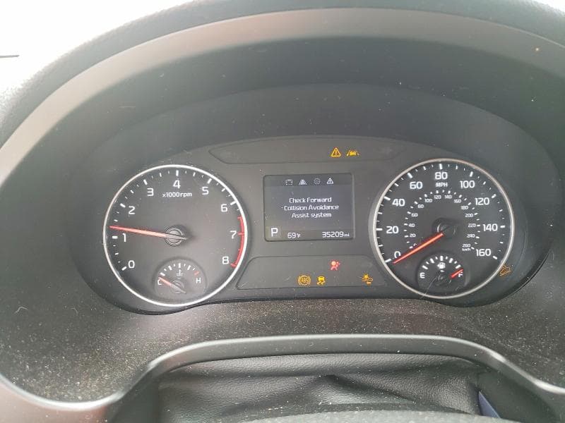 2021 KIA SELTOS S 9