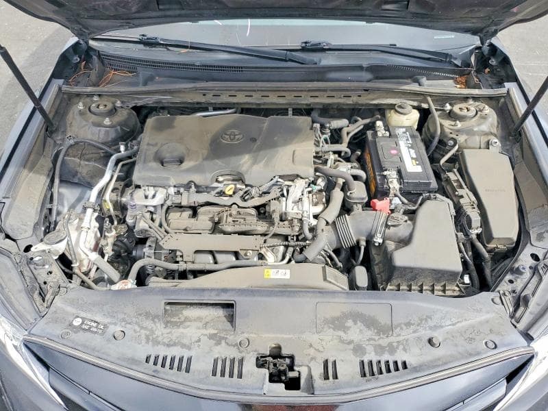 2018 TOYOTA CAMRY LE 11