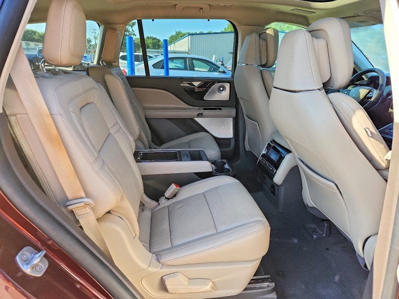 2022 LINCOLN AVIATOR RESERVE 11