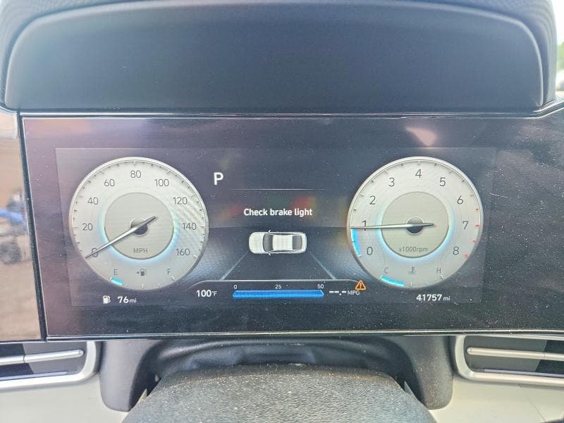 2022 HYUNDAI ELANTRA LIMITED 9