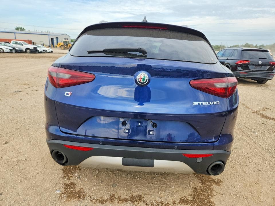 2018 ALFA ROMEO STELVIO 6