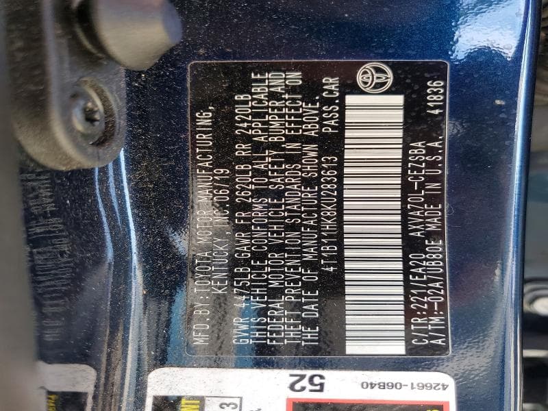 2019 TOYOTA CAMRY SE 12