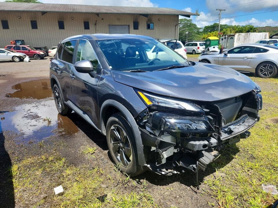 2025 NISSAN ROGUE SV 4