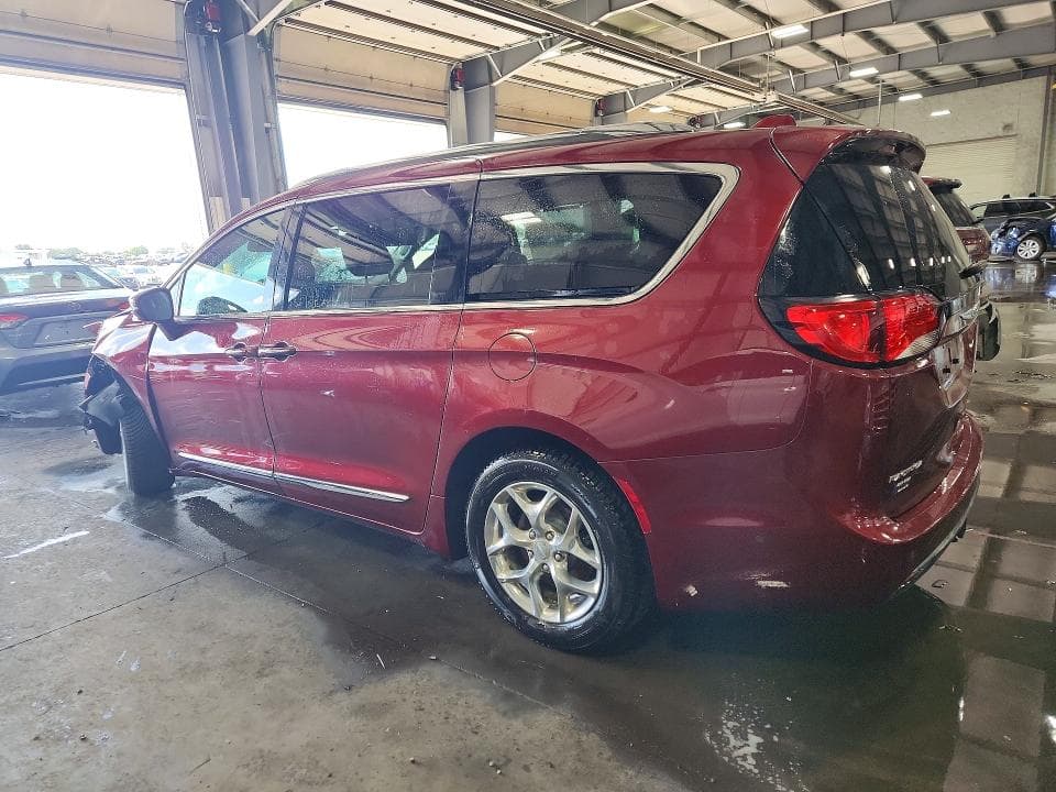 2017 CHRYSLER PACIFICA LIMITED 2