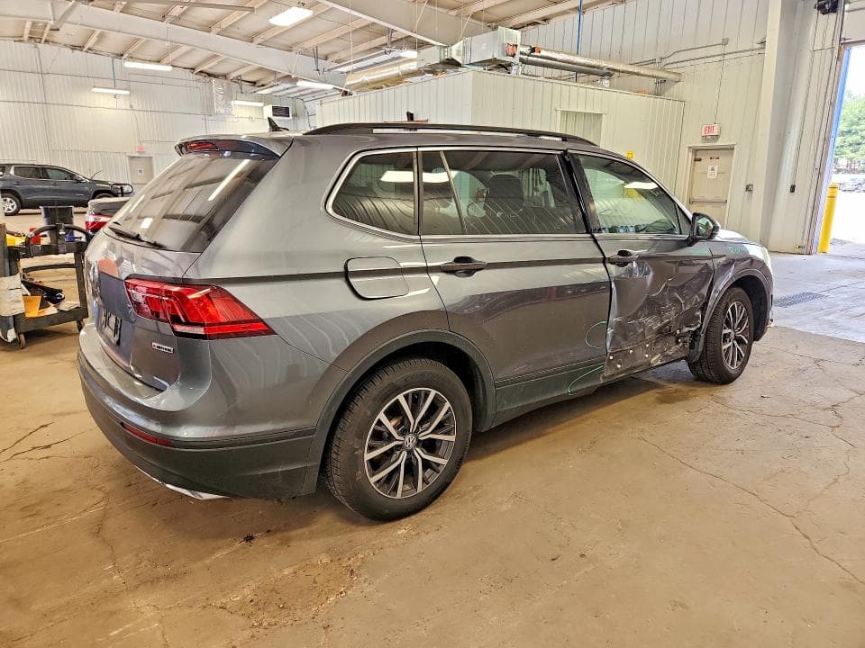 2019 VOLKSWAGEN TIGUAN SE 3