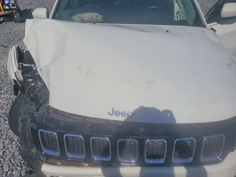 2019 JEEP COMPASS LATITUDE 11