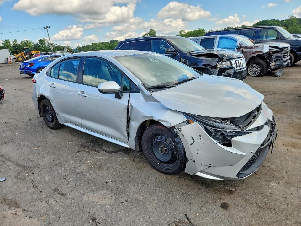 2025 TOYOTA COROLLA LE 4