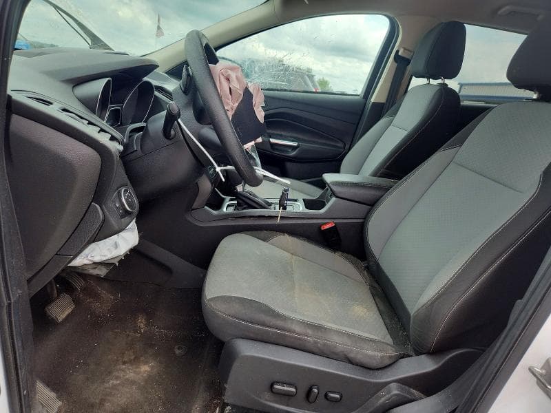 2017 FORD ESCAPE SE 7
