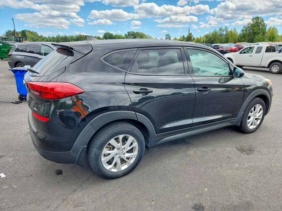 2021 HYUNDAI TUCSON SE 3