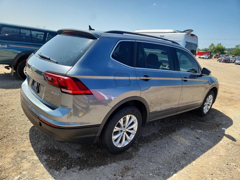 2019 VOLKSWAGEN TIGUAN SE 3