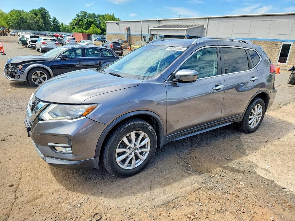 2017 NISSAN ROGUE SV - 1