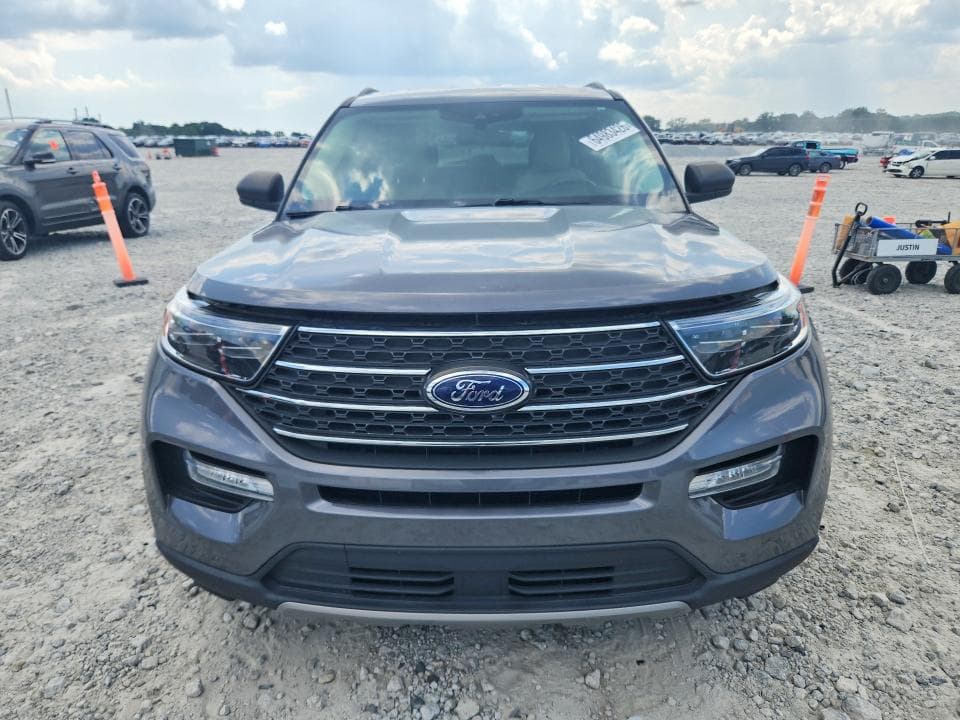 2022 FORD EXPLORER XLT 5
