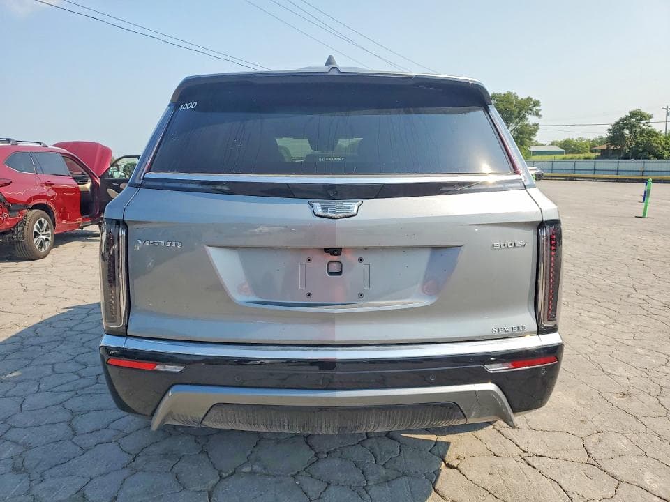 2026 CADILLAC VISTIQ LUXURY 6