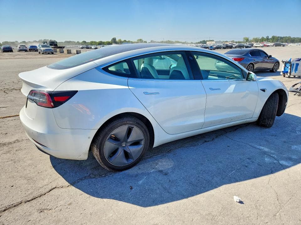 2019 TESLA MODEL 3 3