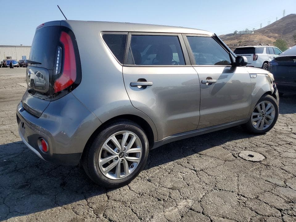 2018 KIA SOUL + 3