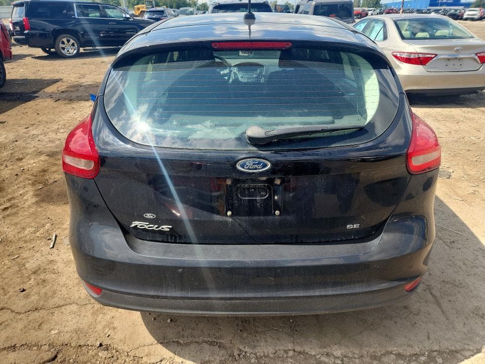 2017 FORD FOCUS SE 6