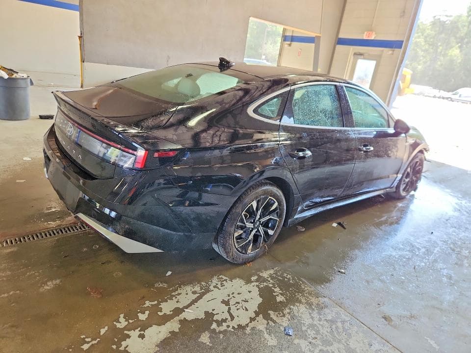 2025 HYUNDAI SONATA SEL 3