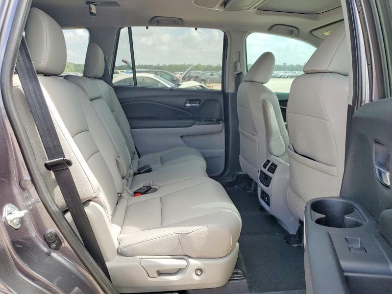 2021 HONDA PILOT TOURING 11