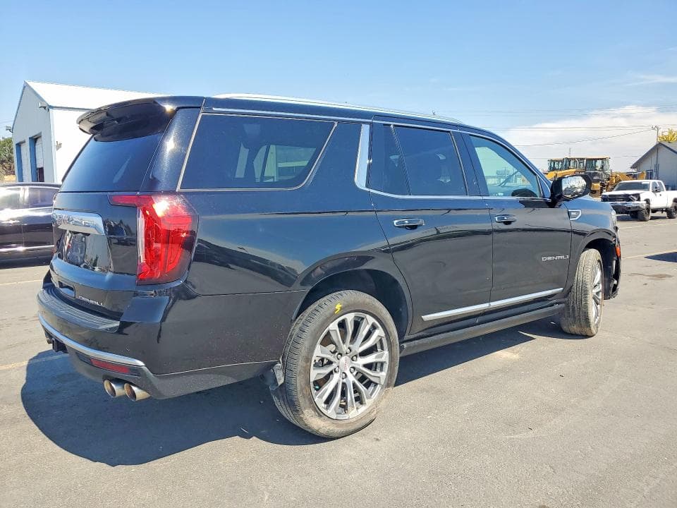 2021 GMC YUKON DENALI 3